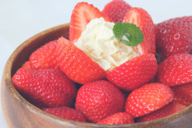  【福岡ストロベリーパーク】 あまおう苺 サイズ色々で270ｇ×8パック！