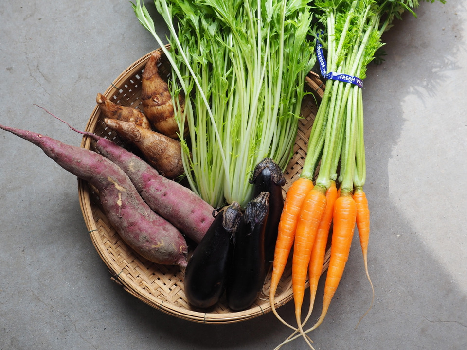 【有機JAS認証有機野菜5種類入！】食べきりセット！単身者、お試しなどお気軽に！有機野菜お試しSサイズセット【必ず５種類】いつでも旬の味をお気軽に！